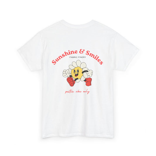 SUNSHINE AND SMILES Unisex Heavy Cotton Tee