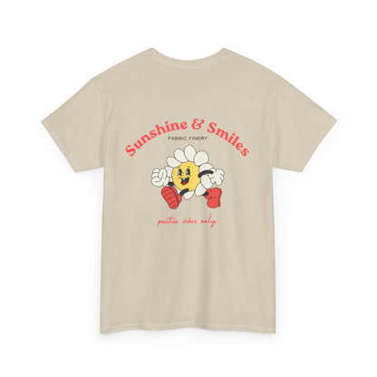 SUNSHINE AND SMILES Unisex Heavy Cotton Tee